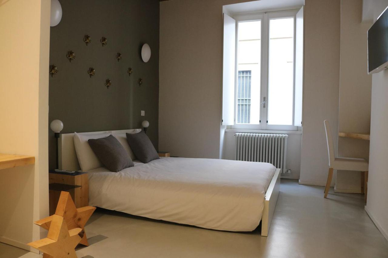 Bedroom 2, Fontana Rooms, Como