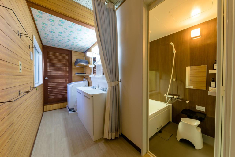 Bathroom 3, Villa RAKUWA Bettei, Fujikawaguchiko