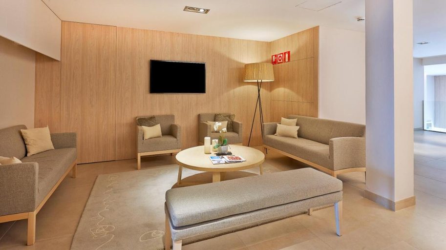 Others 4, Hotel Omnium, Barcelona