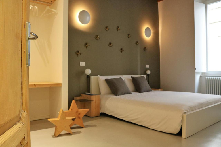 Bedroom 5, Fontana Rooms, Como