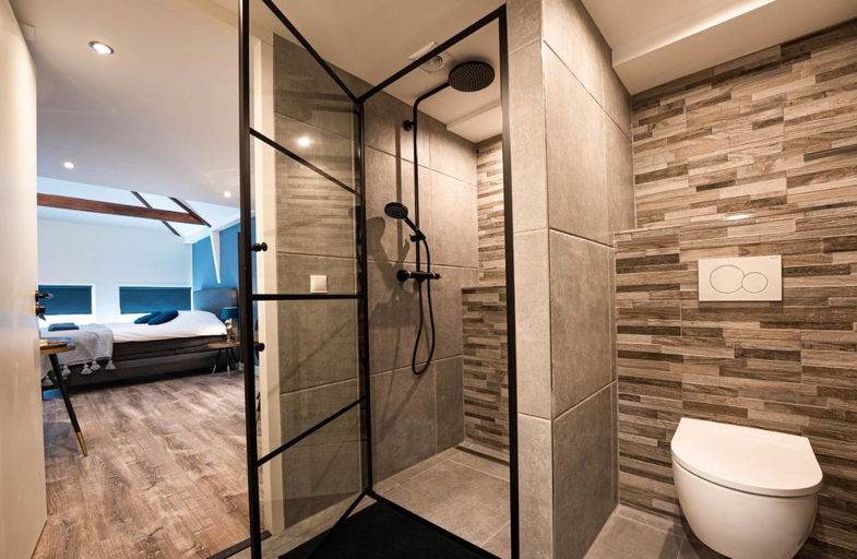 Bathroom 4, Familie Hotel & Apartments Alkmaar, Alkmaar