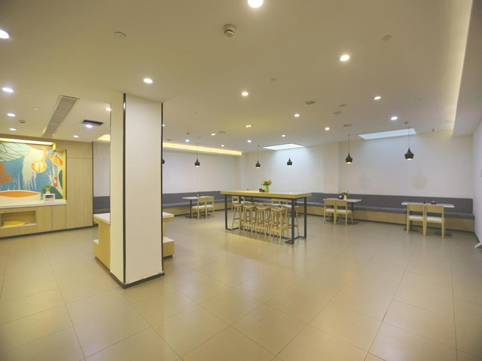 Others 5, Fengting Hotel, Changji Hui