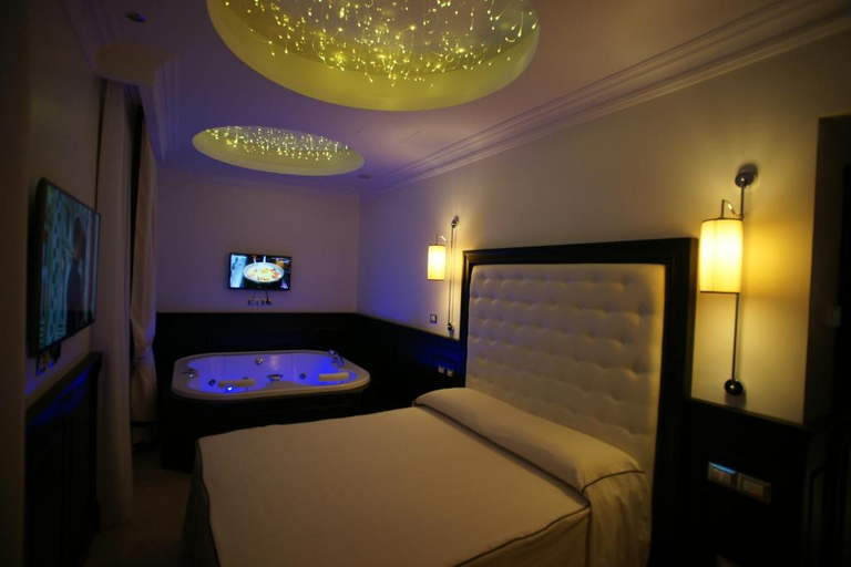 Bedroom 4, Vaticano Royal Suite, Rome