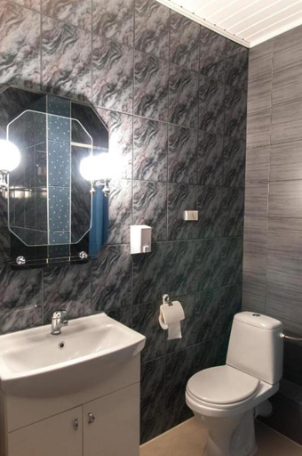 Bathroom 3, Uslugi Hotelarskie Las Vegas, Biała Podlaska