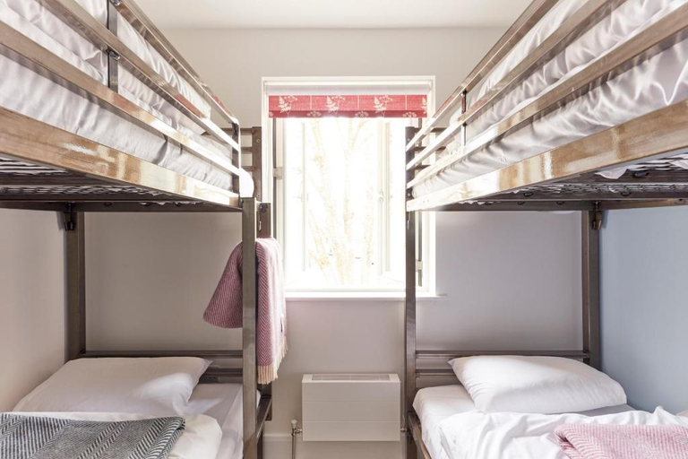 Bedroom 5, The Barrel Store Cirencester, Gloucestershire