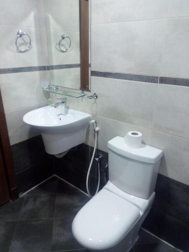 Bathroom 3, TANGIER TOWER, Manama