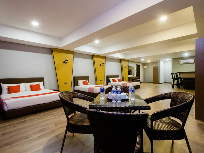 Others 5, V motel , Sibu