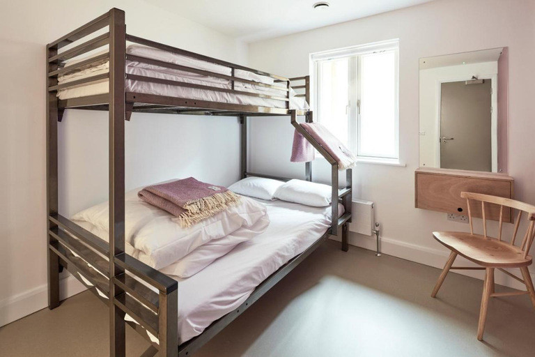 Bedroom 2, The Barrel Store Cirencester, Gloucestershire