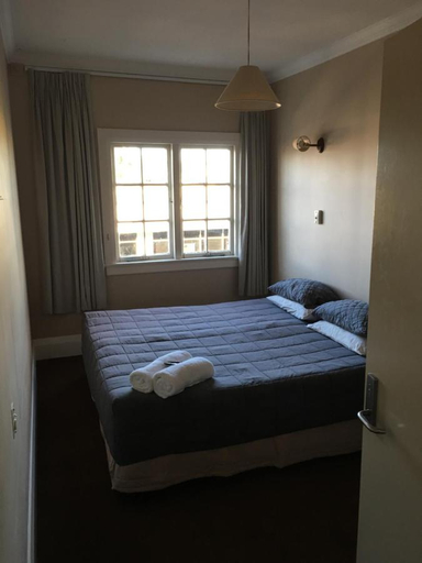 Bedroom 1, The Kamo Hotel, Whangarei