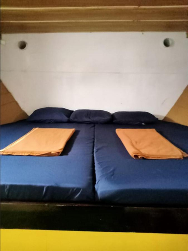 Bedroom 1, Liveaboard komodo Tour 2Days 1Night share trip, West Manggarai