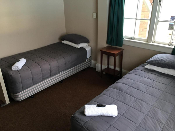 Bedroom 4, The Kamo Hotel, Whangarei