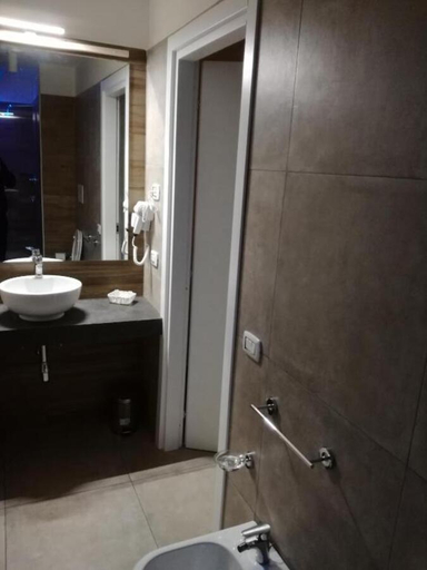 Bathroom 4, Vittoria Wellness, Napoli
