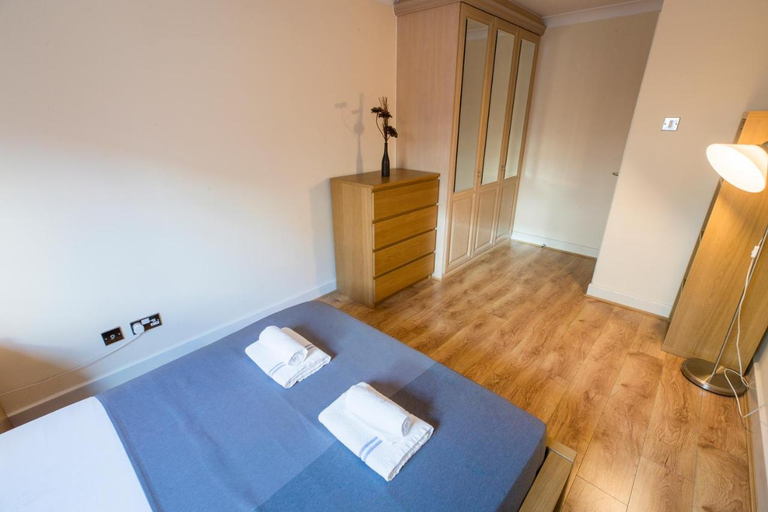 Bedroom 1, Stay Saint Paul's, London