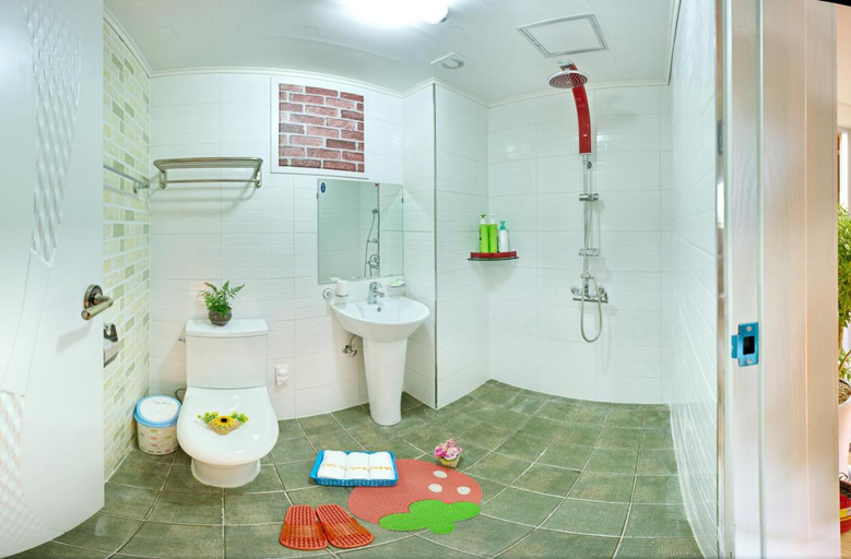 Bathroom 3, Suncheonbay Reed Forest Pension, Suncheon