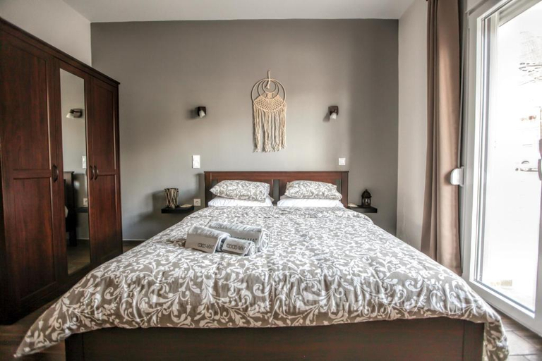 Bedroom 3, Terra di Meteora Suites 2, Thessaly