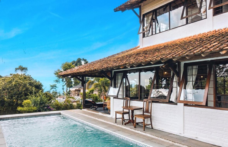 Sport & Beauty 2, Villa Art Hill - A Little Bali in PUNCAK, Bogor
