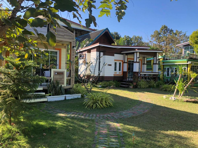 Bayshore Villa Sanur - Exterior & Views