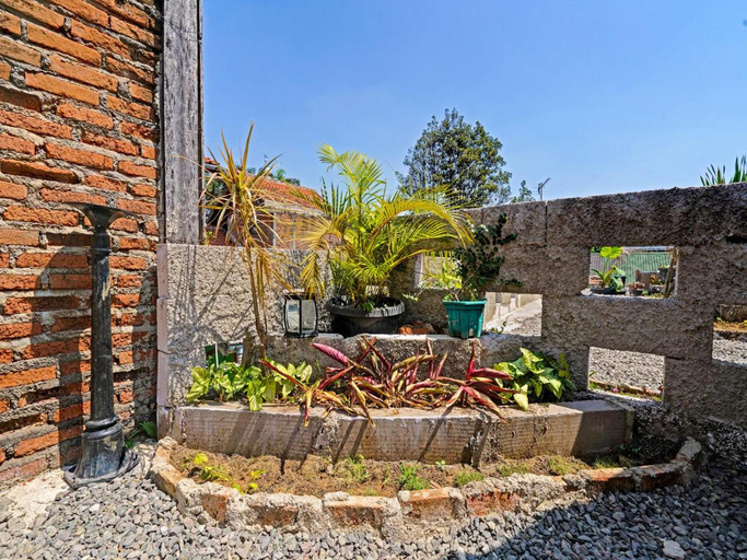 Exterior & Views 4, SPOT ON 91425 Mekargalih Homestay Syariah, Temanggung