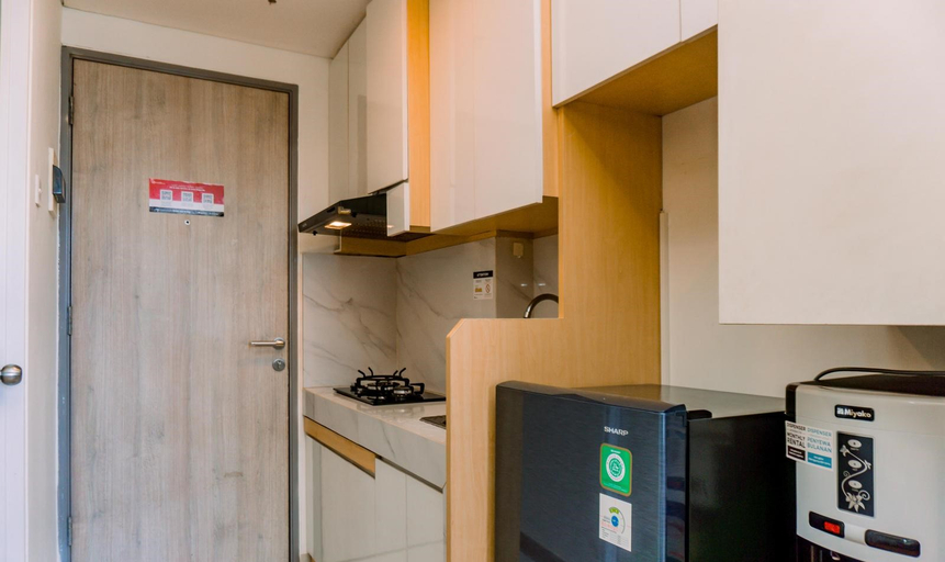 Others 4, Homey and Modern Studio Apartment at Akasa Pure Living BSD By Travelio, Tangerang Selatan