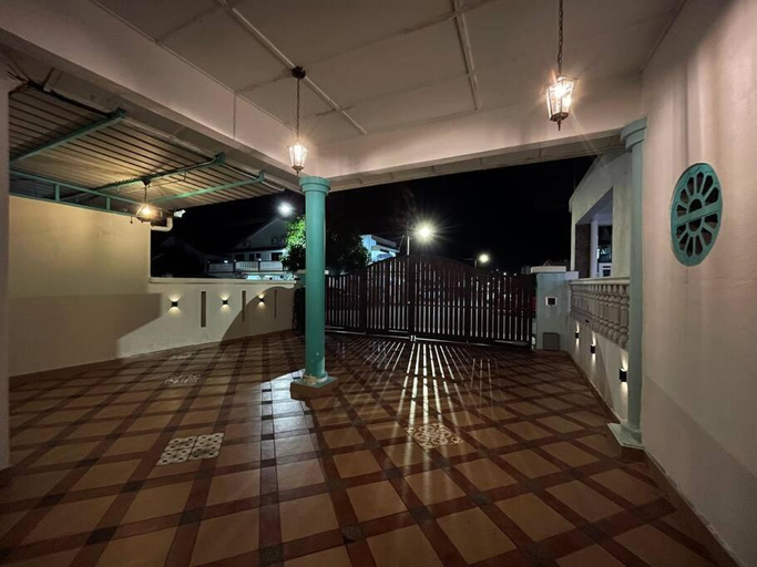 Others 3, Baba & Charlie Homestay, Malacca City