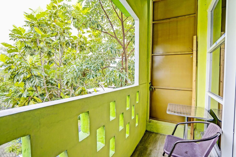 Others 4, OYO 92117 Fa Homestay Syariah, Lamongan