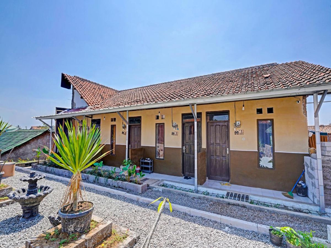 Exterior & Views 1, SPOT ON 91425 Mekargalih Homestay Syariah, Temanggung