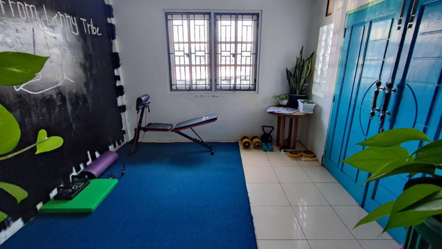 Others 4, Pintu Biru Hostel, Jayawijaya
