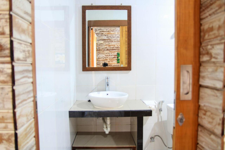 Bathroom 3, D'tegal Guest House , Badung