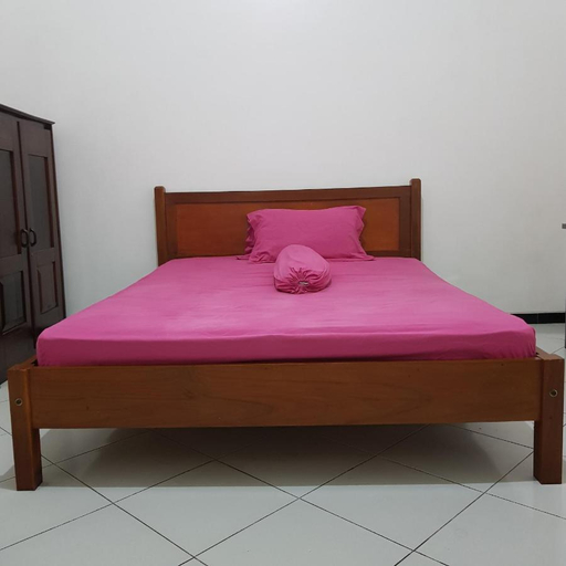 Bedroom 3, Hotel Bundo Permai 1, Pacitan