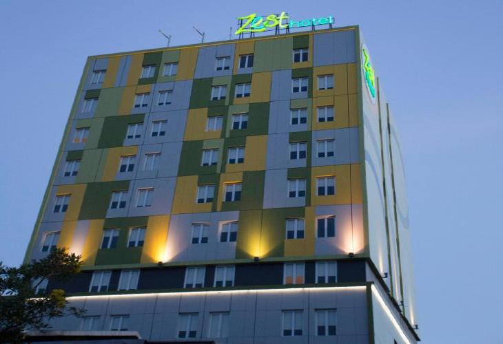 Exterior & Views 1, Zest Hotel Jemursari - CHSE Certified, Surabaya