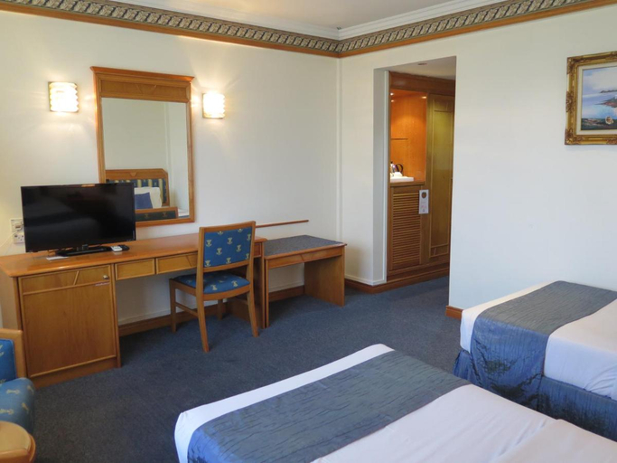 Bedroom 3, Seaview Hotel, Bandar Seri Begawan