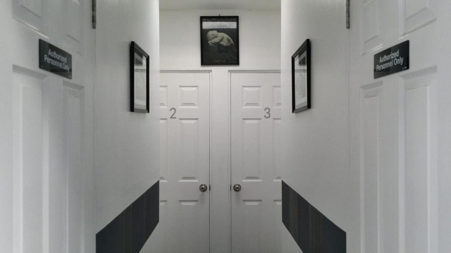Others 5, ERVoruto Hostel Makati, Makati City
