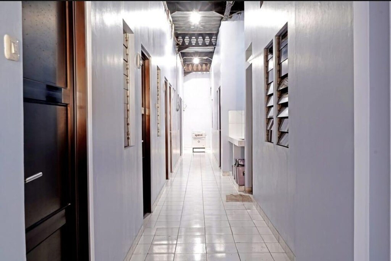 Others 5, RedDoorz @ Kings Hotel near CSB Mall, Cirebon