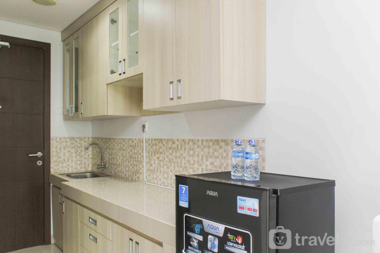 Others 4, Cozy and Spacious Studio at The Enviro Apartment By Travelio, Cikarang