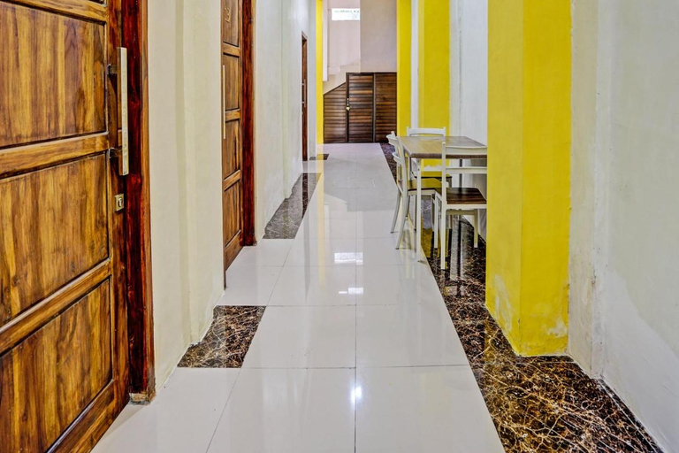 Others 5, OYO 92117 Fa Homestay Syariah, Lamongan