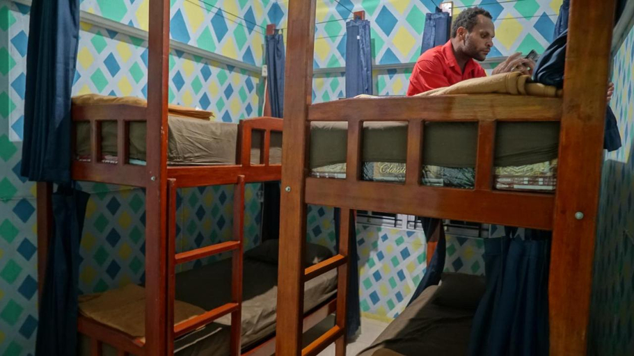 Bedroom 2, Pintu Biru Hostel, Jayawijaya