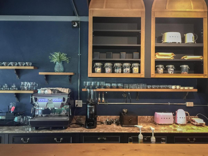 Food & Drinks 5, WIW Minihotel, Don Muang
