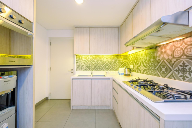 Others 3, Elegant And Spacious 2Br At Apartment Simprug Park Residences, South Jakarta