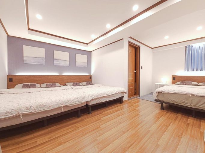Bedroom 3, OYO 671 Hotel Capitol, West Jakarta