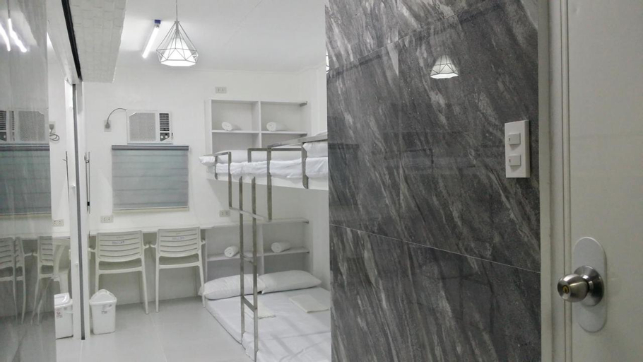 Others 4, ERVoruto Hostel Makati, Makati City