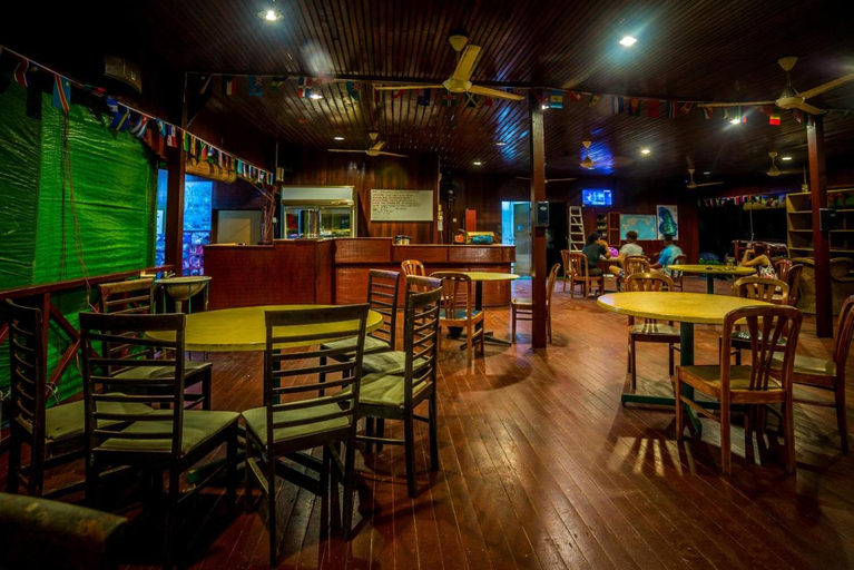 Food & Drinks 2, Juara Beach Resort, Mersing