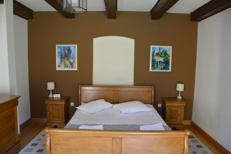 Bedroom 5, Cristian Inn, Cristian