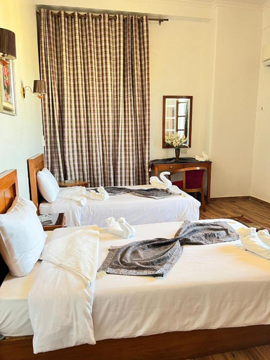 Bedroom 4, Hyde Park House Hotel, Alexandria