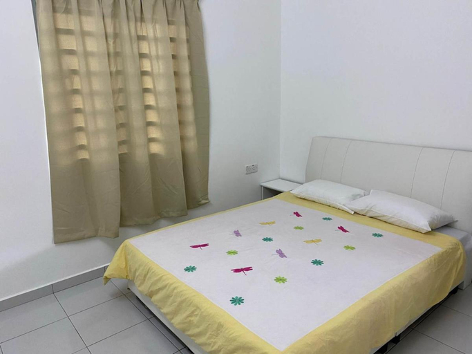 Bedroom 2, Sun Flower Guest House 17mins to Ipoh Town, Kinta