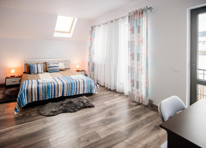 Bedroom 4, Casa Hugo, Campulung Moldovenesc