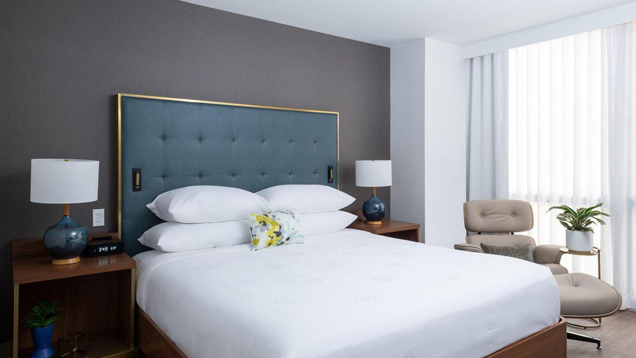 Bedroom 3, Le Méridien Essex Chicago, Cook