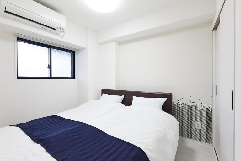 Bedroom 1, Montana Flat Yebisu, Osaka