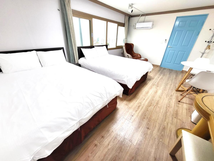 Bedroom 3, Jeju Top Island, Jeju