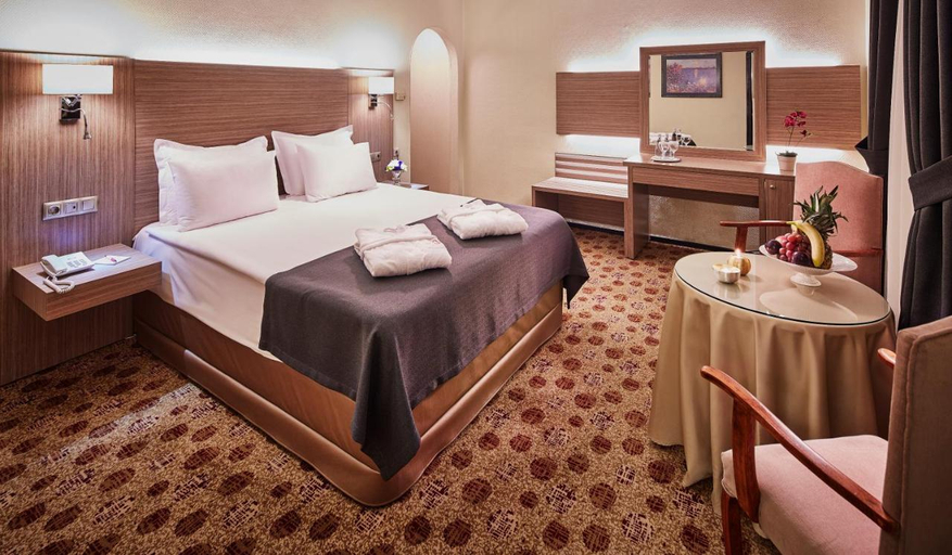Bedroom 3, Gunes Hotel, Antalya
