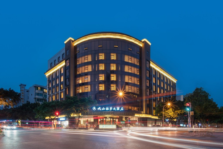 Exterior & Views 2, Minshan Lhasa Grand Hotel, Chengdu